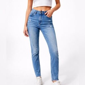 Zara Women’s Medium Blue Jeans with Light Distressing